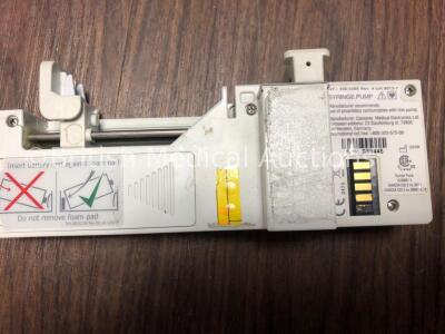 McKinley T34 Syringe Pump Ref 400-339S Rev 4 *Mfd 2008* (Powers Up with Donor Battery - Battery Not Included) - 3