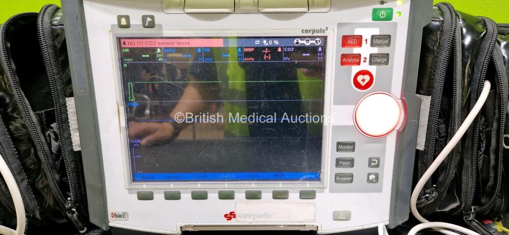 GS Corpuls3 Slim Defibrillator Ref : 04301 (Powers Up) with Corpuls ...