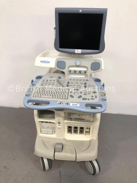 GE Vivid 7 Dimension Flat Screen Ultrasound Scanner *S/N 11298V7L* **Mfd 02/2009** with JVC DVD Recorder (HDD REMOVED)