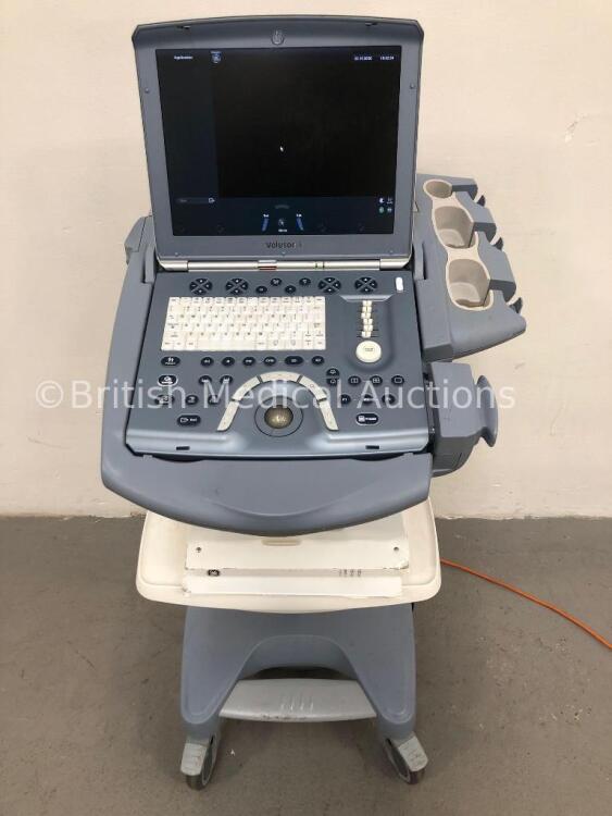 GE Voluson - i Portable Ultrasound Scanner *S/N B05113* **Mfd 06/2014** on Cart (Powers Up - Not Able to Gain Software Version Due to No Compatible Pr