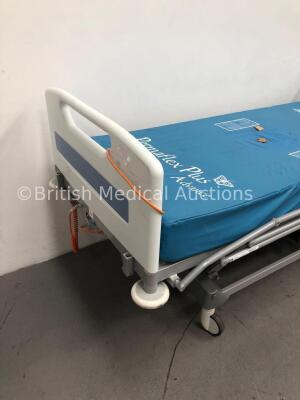 Huntleigh Enterprise 3000 Electric Hospital Bed with Mattress and Controller (Powers Up) - 3