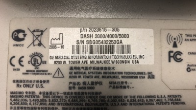 GE Dash 5000 Patient Monitor Including ECG, NBP, CO2, BP1, BP2, SpO2, Temp/co and Printer Options with 2 x GE SM 201-6 Batteries (Powers Up with Crack - 3