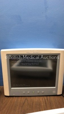 Mixed Lot Including 1 x Invivo Precess Monitor (Untested Due to No Power Supply) 2 x GE POC-153 Monitors (Both Power Up) - 2