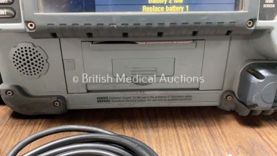 Medtronic Physio-Control Lifepak 15 12-Lead Monitor / Defibrillator *Mfd - 2010* Ref - 99577-000025 P/N - V15-2-000030 Software Version - 3207410-007 - 4