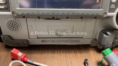 Medtronic Physio-Control Lifepak 15 12-Lead Monitor / Defibrillator *Mfd - 2009* Ref - 99577-000025 P/N - V15-2-000030 Software Version - 3207410-007 - 7