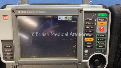 Medtronic Physio-Control Lifepak 15 12-Lead Monitor / Defibrillator *Mfd - 2010* Ref - 99577-000025 P/N - V15-2-000030 Software Version - 3207410-008 - 2