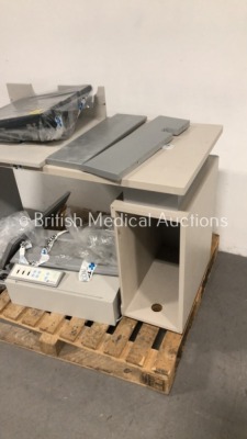 TopCon Electric Ophthalmic Table with IS-700 Control Unit (Spares and Repairs) and 1 x Thompson Test Chart - 2