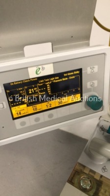 Datex-Ohmeda Aestiva/5 Anaesthesia Machine with Datex-Ohmeda Aestiva SmartVent Software Version 3.5, Oxygen Mixer, Bellows, Absorbers and Hoses (Power - 5