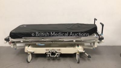 Arjohuntleigh Hydraulic Patient Trolley with Mattress (Hydraulics Tested Working)