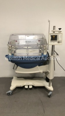 Drager Caleo Infant Incubator Version 2.11 with Mattress (Powers Up) * SN ARRL-0309 *