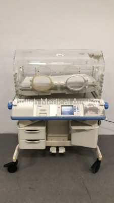 Drager Air-Shields Isolette C2000 Infant Incubator Software Version 3.00 with Mattress (Powers Up) * SN VE21244 *