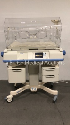 Hill-Rom Air-Shields Isolette C2000 Infant Incubator Version 2.06 with Mattress (Powers Up) * SN LZ07382 *