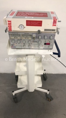 Siemens Servo Ventilator 900C on Stand (Unable to Test Due to Faulty Power Button)