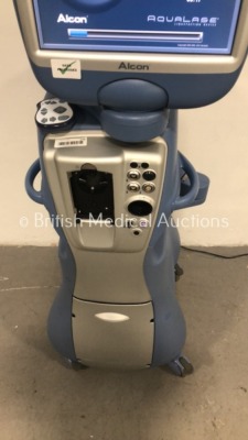 Alcon Infiniti Vision System Ref 210-0000-511 with 1 x Remote Control and 1 x Footswitch (Powers Up) * SN 1201466201X * * Mfd March 2012 * - 3