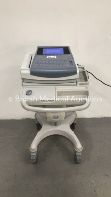 GE MAC 1600 ECG Machine Software Version 1.0.4 on Stand with 10 Lead ECG Leads (Powers Up) *S/N SDE08420102NA*
