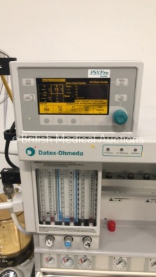 Datex-Ohmeda Aestiva/5 MRI Anaesthesia Machine with Datex-Ohmeda Aestiva 7900 Software Version 4.8 PSVPro, Bellows, Absorber and Hoses (Powers Up) - 7