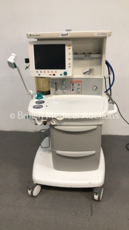 Datex-Ohmeda S/5 Avance Anaesthesia Machine with Datex-Ohmeda Monitor (Damaged), Bellows and Hoses (Draws Power - Blank Screen) *S/N ANDJ-00190*