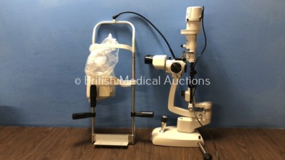 CS0 Italy SL990-5X Slit Lamp with 1 x Chin Rest and Connection Plate for Table (Untested Due to No Power Supply) * 11070070*