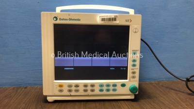 Datex Ohmeda S/5 Compact Anesthesia Monitor (Powers Up with Faulty Display-See Photo)