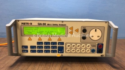 Metron QA-90 Mk II Safety Analyzer Software Version 3.00 (Powers Up)