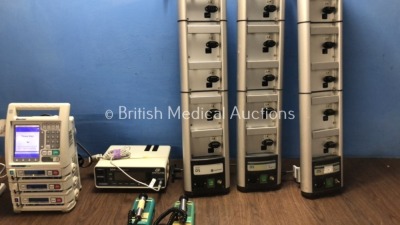 Mixed Lot Including 1 x Baxter Colleague 3 CXE Infusion Pump (Powers Up) 1 x Criticare 504 Pulse Oximeter(Untested Due to No Power Supply) 2 x Huntlei