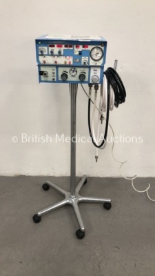 SLE 2000 Infant Ventilator on Stand with Hoses *Running Hours 4404* (Powers Up)