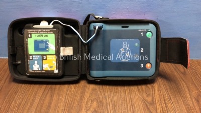 Philips Heartstart FRx Defibrillator in Carry Case with Philips Heartstart M5070A Battery *Install Date 2021-09 (Powers Up)