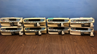 Job Lot of 8 x Alaris Syringe Pumps Including 4 x GH, 3 x Asena CC and 2 x Carefusion CC with Guardrails