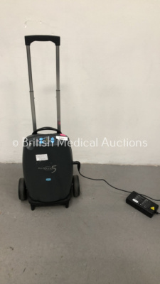 Sequal Eclipse 5 AutoSAT Portable Oxygen Concentrator with Power Supply (Powers Up)