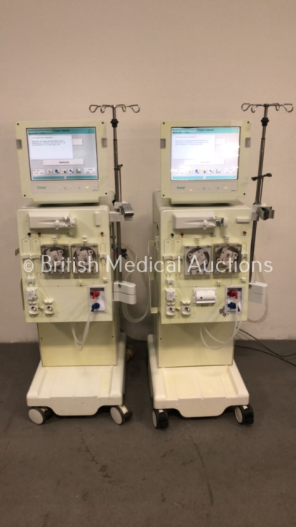 2 x B.Braun Dialog + Dialysis Machines Software Version 8.28 Running Hours 51458 / 42460 (Both Power Up) * SN 28191 / 91720 *