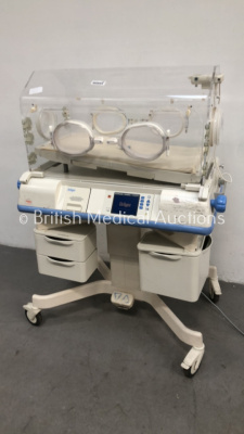 Drager Air-Shields Isolette C200 Infant Incubator Software Version 3.00 with Mattress (Powers Up) *S/N000430*