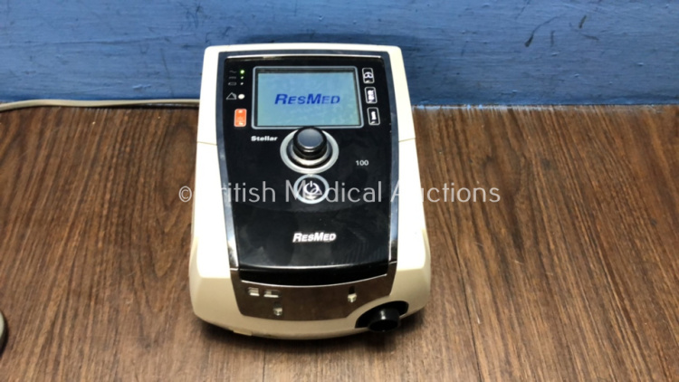 ResMed Stellar 100 CPAP Unit with 1 x AC Power Supply (Powers Up) *20133196134*