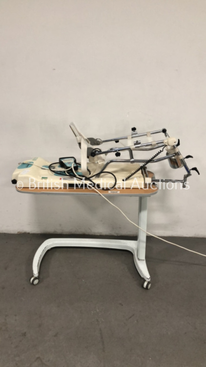 Smith and Nephew Kinetec Performa Knee Continuous Passive Motion System with Controller (Powers Up) *S/N FS0072693*