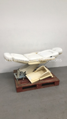 Dancher 600020 Therapy Chair with Controller (Powers Up and Tested Working) *S/N 1205/1220*