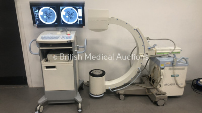 Siemens Arcadis Varic Mobile X-Ray C-Arm Model 08080017 with Dual Image Intensifier,Exposure Hand Trigger,Footswitch and Sony Hybrid Graphic Printer U