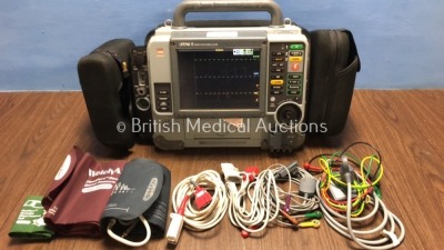 Medtronic Physio-Control Lifepak 15 12-Lead Monitor / Defibrillator *Mfd - 2009* Ref - 99577-000025 P/N - V15-2-000030 Software Version - 3207410-007