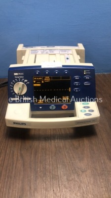 Philips HeartStart XL Smart Biphasic Defibrillator with Pacer, ECG and Printer Options (Powers Up When Plugged In) *S/N US00121493*