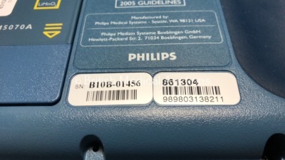 Philips Heartstart FRx Defibrillator in Carry Case with Philips Heartstart M5070A Battery *Install Date 2021-09 (Powers Up) - 5