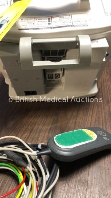 2 x Philips Heartstart MRx Defibrillators Including Pacer, ECG and Printer Options with 2 x Philips M3539A Batteries, 2 x Philips M3538 Module, 2 x Pa - 3