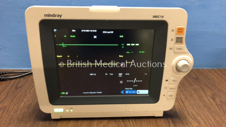 Mindray iMEC10 Patient Monitor with ECG, SpO2, NIBP, T1 and T2 Options *2019-01* (Powers Up) *EX-8C064260*