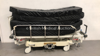 Huntleigh Lifeguard Patient Trolley with 5 x Mattress