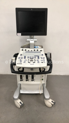 GE Vivid S5 Flat Screen Ultrasound Scanner Ref H45041FR *S/N 7165VS5* **Mfd 09/2013** with 1 x Transducer / Probe (3Sc-RS Ref 47237516 *Mfd 07/2013*) (HDD REMOVED)