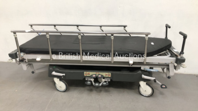 Huntleigh Lifeguard Patient Trolley with Mattress (Hydraulics Tested Working)