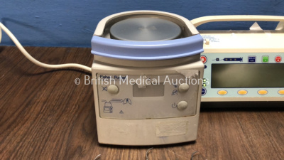 Mixed Lot Including 2 x Medsmith Medfusion 3500 Syringe Pumps (Both Power Up) 1 x Fisher & Paykel MR850AEK Respiratory Humidifier Unit (No Power) 1 x Siemens Clinitek Status + Analyzer (Untested Due to No Power Supply) 14 x Dental Scrapers - 4