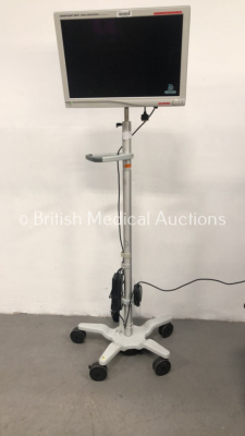 Stryker Vision Elect HDTV Surgical Viewing Monitor on Stand (Powers Up) *S/N VEH261D0063* C3/9