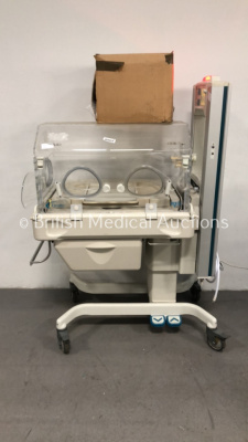 Ohmeda Medical Giraffe Incubator (Powers Up - Missing Side Panel)