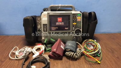 Medtronic Physio-Control Lifepak 15 12-Lead Monitor / Defibrillator *Mfd - 2010* Ref - 99577-000025 P/N - V15-2-000030 Software Version - 3207410-008 with Pacer, CO2, SPO2, NIBP, ECG and Printer Options, 4 and 6 Lead ECG Leads, SPO2 Finger Sensor, NIBP Cu