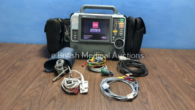 Medtronic Physio-Control Lifepak 15 Version 2 12-Lead Monitor / Defibrillator *Mfd - 2012* Ref - 99577-000656 P/N - V15-2-001003 Software Version - 3306808-005 with Pacer, CO2, SPO2, NIBP, ECG, Auxiliary Power and Printer Options, 4 and 6 Lead ECG Leads, 