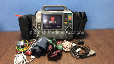 Medtronic Physio-Control Lifepak 15 12-Lead Monitor / Defibrillator *Mfd - 2010* Ref - 99577-000025 P/N - V15-2-000030 Software Version - 3207410-008 with Pacer, CO2, SPO2, NIBP, ECG and Printer Options, 4 and 6 Lead ECG Leads, SPO2 Finger Sensor, NIBP Cu