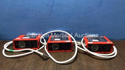 3 x Smith paraPAC 200D MRI Compatible Ventilators with 3 x Hoses *0601166 / 0622414 / 0910289*